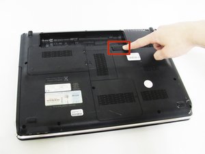 Langkah 1 — Matikan Laptop dan Cabut Kabel