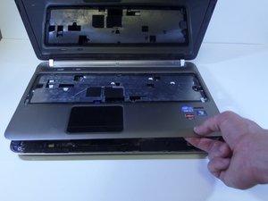 Langkah 10 — Lepaskan Screws Kipas