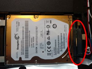 Langkah 4 — Mengganti Hard Drive