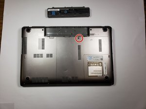 Langkah 2 — Menghilangkan Plat Belakang