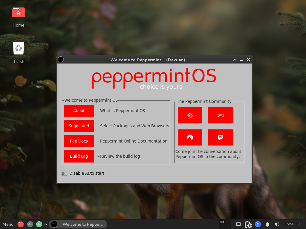 Desktop Peppermint OS dengan wallpaper rubah di hutan, ikon Home dan Trash di kiri atas, panel bawah bertombol Menu, dan jendela Welcome to Peppermint Devuan berisi logo peppermintOS bertagline choice is yours serta tombol merah About, Suggested, Pep Docs, dan Build Log