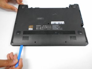 Langkah 3 — Lepaskan Hard Drive Lama