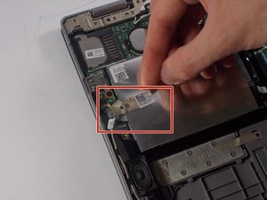 Langkah 5 — Lepaskan Tape SSD