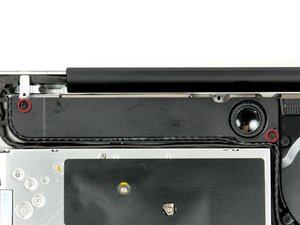 Langkah 4 — Lepaskan Sekrup Subwoofer