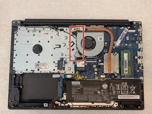 Langkah 4 — Menggeser Kabel Kipas
