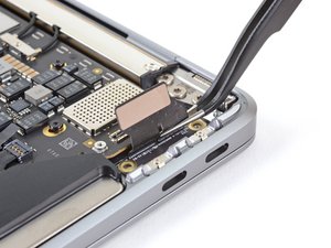 Langkah 5 — Angkat Papan USB-C