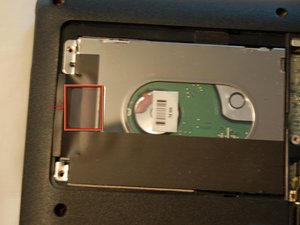 Langkah 4 — Mengganti Hard Drive