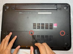 Langkah 5 — Menutup Tray RAM