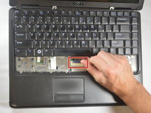 Langkah 7 — Lepaskan Penutup Hinge