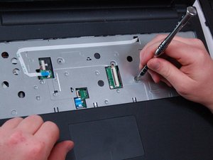 Langkah 5 — Mengeluarkan Keyboard