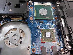 Langkah 5 — Membersihkan dan Mengganti Thermal Paste