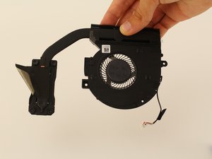 Langkah 9 — Angkat Kipas dan Bersihkan Thermal Paste