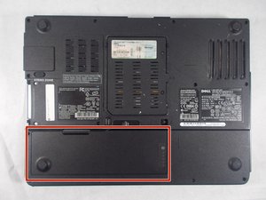 Langkah 1 — Mengeluarkan Baterai Laptop