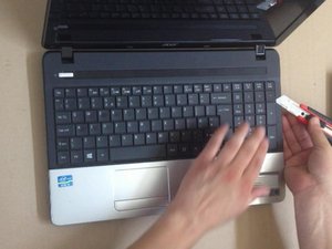 Langkah 4 — Buka Keyboard