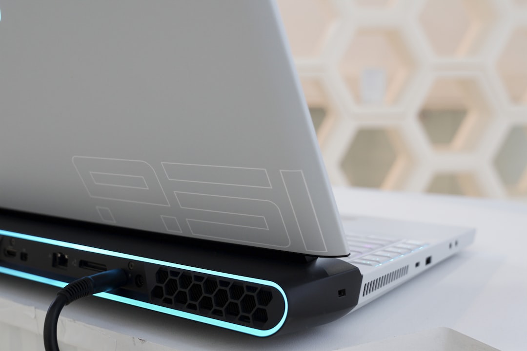 Penggantian Kipas MacBook Pro 14" Early 2023