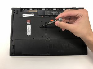 Langkah 2 — Buka Panel Belakang