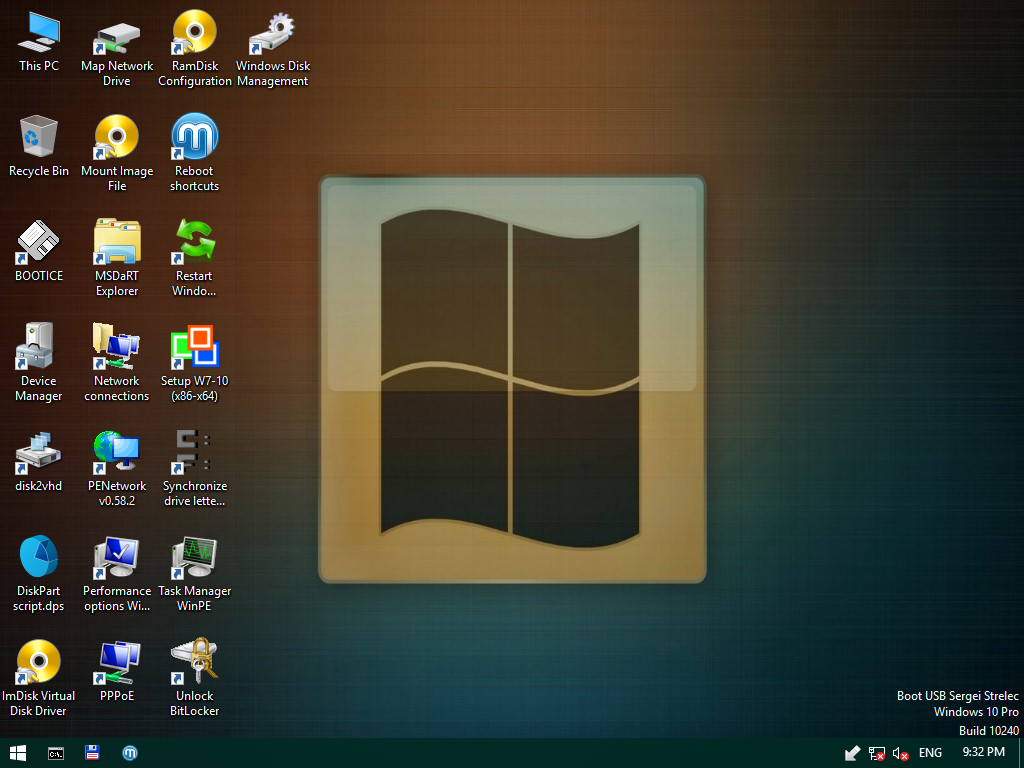 Desktop WinPE Sergei Strelec dengan puluhan ikon perkakas teknisi dan watermark Boot USB Sergei Strelec Windows 10 Pro Build 10240