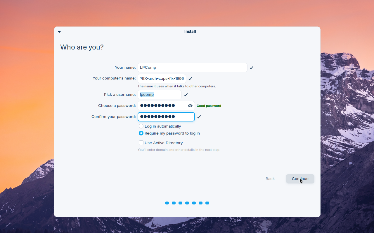 Layar Who are you pemasang Zorin OS terisi dengan nama, nama komputer, username lpcomp, dan password bertanda Good password