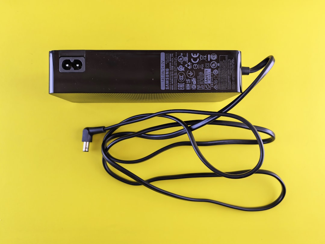 Penggantian Port MagSafe MacBook Pro 14" Early 2023