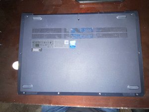 Langkah 2 — Mengangkat Casing Bawah