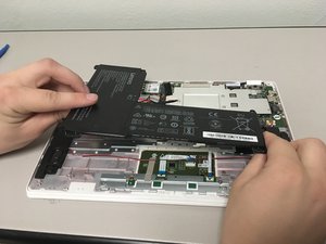 Langkah 5 — Pasang PCB Board Baru dan Kembali Memasang Komponen