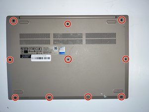 Langkah 1 — Menghilangkan Screws di Bagian Bawah dan Atas Laptop