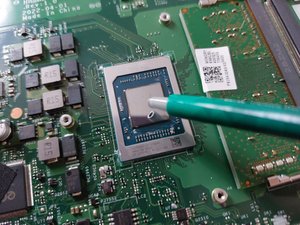 Langkah 5 — Mengaplikasikan Thermal Paste Baru