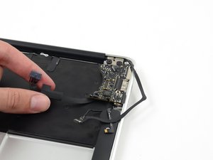 Langkah 6 — Angkat I/O Board