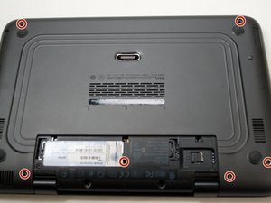 Langkah 1 — Matikan Laptop dan Siapkan Alat