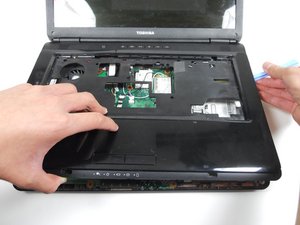 Langkah 6 — Mengganti Speaker