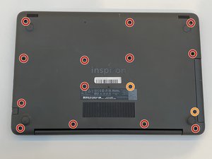 Langkah 1 — Buka Tutup Belakang Laptop
