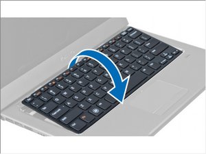 Langkah 3 — Memutar Keyboard
