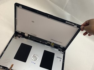 Langkah 7 — Mengangkat Layar dari Casing