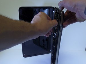 Langkah 9 — Lepaskan Panel Rest Palm