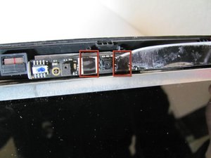 Langkah 3 — Menghilangkan Tape Hitam di Board Kamera