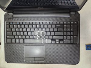 Langkah 7 — Cabut Keyboard