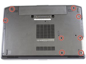 Langkah 1 — Membuka Panel Belakang Laptop