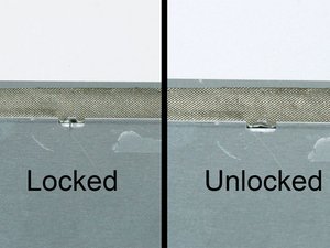 Langkah 11 — Lepaskan Keyboard