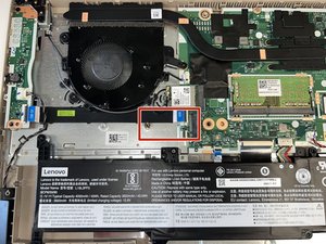 Langkah 5 — Memasang SSD Baru