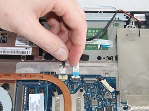 Langkah 11 — Menghubungkan dan Memutus Kabel Speaker