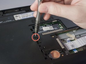 Langkah 3 — Mengeluarkan Disk Drive