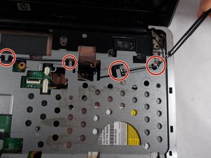 Langkah 6 — Mengganti Speaker