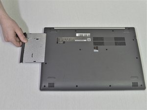 Langkah 2 — Lepaskan Bracket dan Bezel Optik