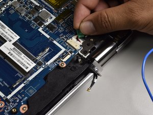 Langkah 5 — Lepaskan kabel dan kabel ribbon
