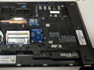 Langkah 6 — Langkah 6: Pasang Hard Drive Baru