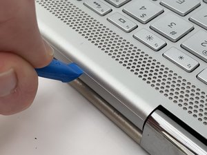 Langkah 3 — Membuka Keyboard dan Touchpad