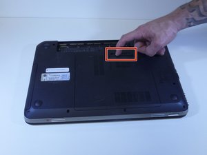 Langkah 2 — Buka Panel Belakang