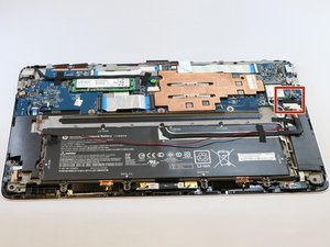 Langkah 6 — Lepaskan Baterai dari Motherboard