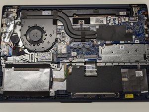 Langkah 12 — Pasang Baterai ke Chassis
