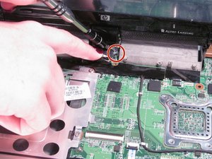 Langkah 11 — Lepaskan Sekrup Rotator